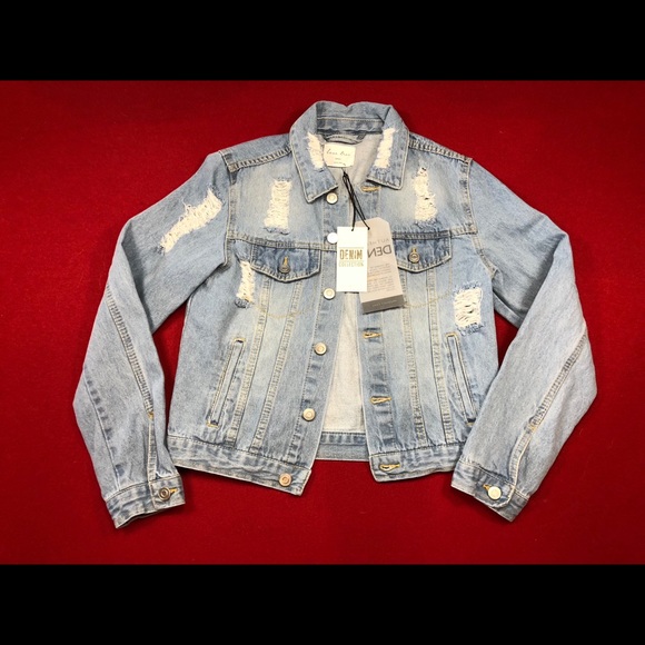 Distressed Denim Jacket - Picture 3 of 7